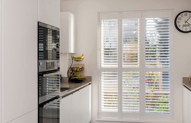 Stylish 3-bed Townhouse With 3 Baths in Southgate - Foto 13