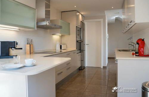 Villa Valentino Modern Villa with heated pool - Photo 15