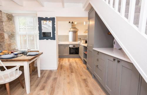 Lilsen Cottage by The Sea - Photo 12