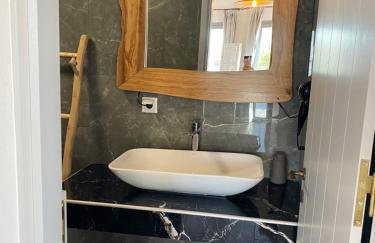 Erifi Luxury Suites - Foto 11