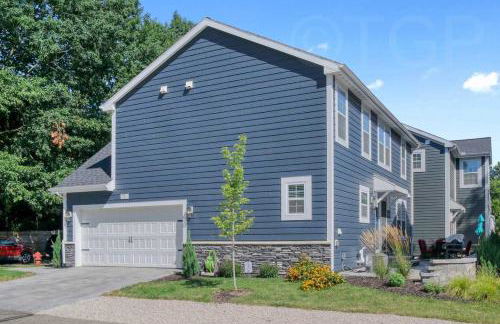 SoHa Year Round Heated Indoor Outdoor Pool - Photo 52