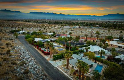Palm Springs Haven - Pool, Hot Tub & Mountain Views - Foto 17