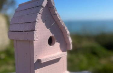 The Pink Cottage upstairs suite & Garden Summer Room - Foto 5