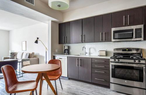 Redwood City 2BR w WD Pool BBQ nr Caltrain SFO-506 - Foto 6