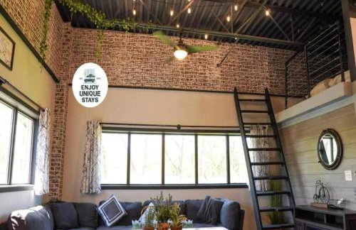 Rivers Edge Lofts - Unit 6 - Foto 1