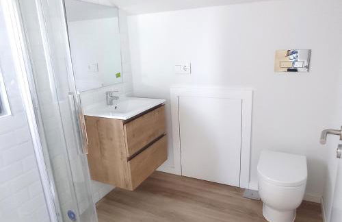 Vila Mariña. Casa marinera con terraza sobre el mar en Caión - Foto 43