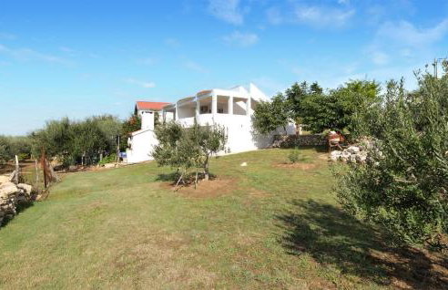 2 Bedroom Lovely Apartment In Rtina - Photo 10