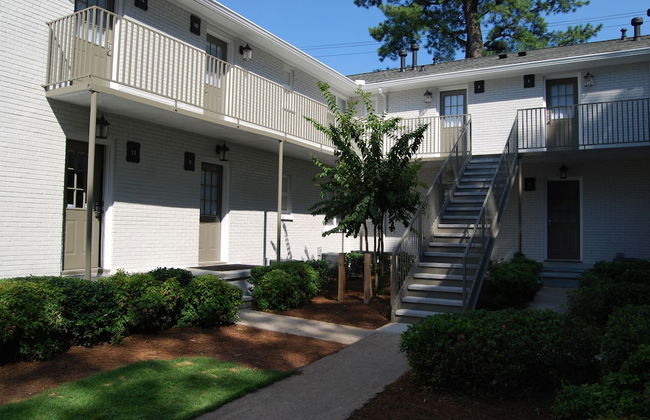 Brookwood Courtyard by BCA Furnished Apt - Foto 29