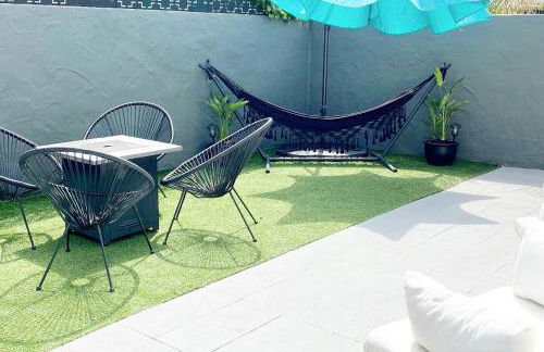 Crown Point Home w/ Cowboy Pool 2 Blocks to Bay - Foto 21