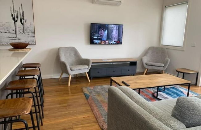 Captains Cove Luxury Apartments - 1st Floor Spa Deluxe - Photo 3