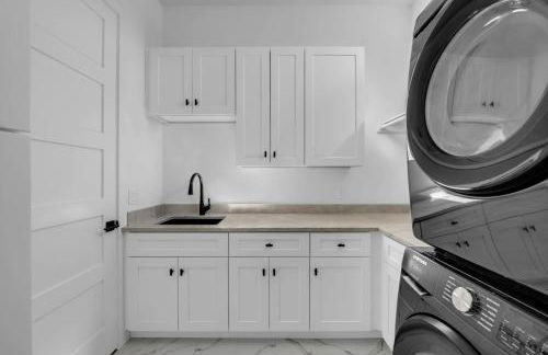 The Woodland Escape with Concierge Services - New Listing - Foto 51