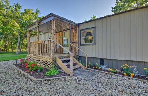 Unique Creekside Escape - Enjoy On-Site Goats! - Foto 8