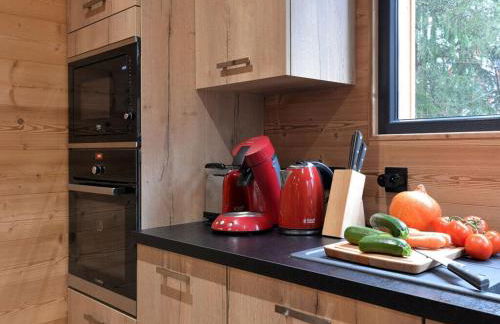 Holiday home under the trees - Photo 3