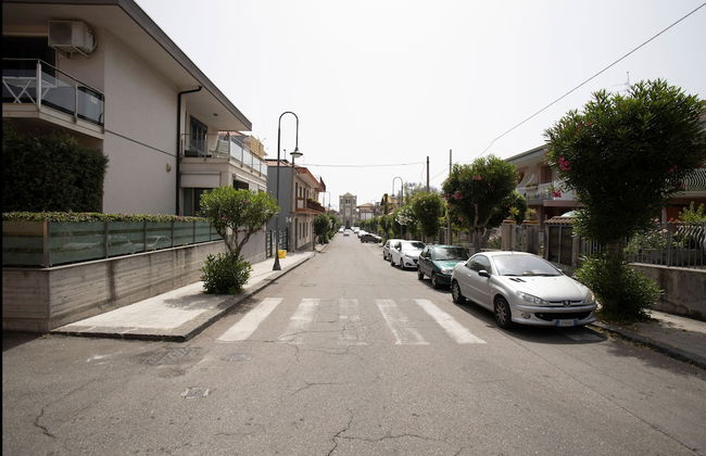 Furnished Open-space Apartment Near the sea and Commercial Points - Foto 9