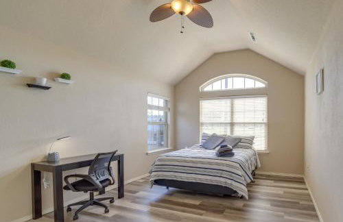 Central Bentonville Home with Fenced Yard! - Foto 20