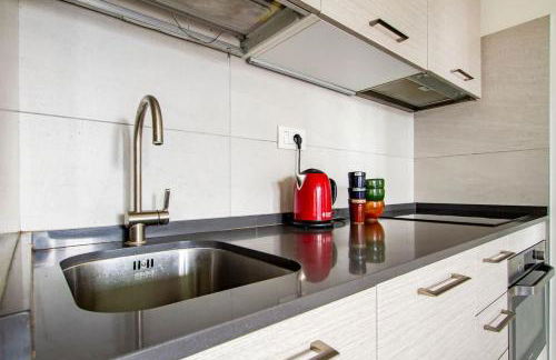 Amazing view exclusive 9th floor apartment - Photo 15