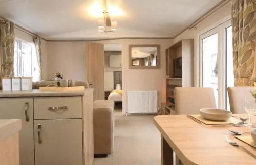 Coopers Beach 3-bed Caravan, Sleeps 8 & Pets Ok - Foto 13