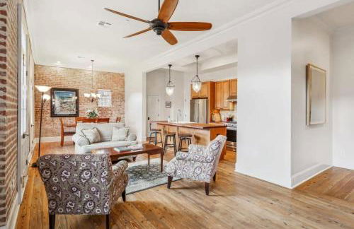 The Burgundy House #2 steps to the French Quarter - Foto 8