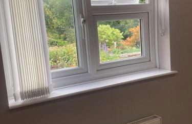 The Studio, spacious riverside property in Ludlow with private parking - Photo 17