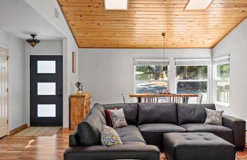 Peaceful Creekside Buddha Retreat - Foto 6