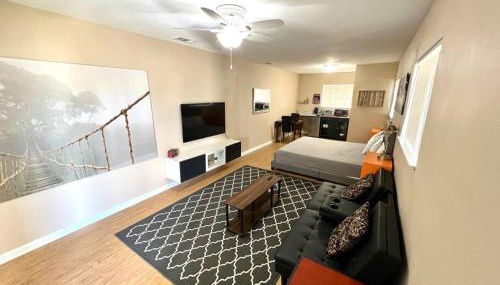 Central Private King Suit Washer Dryer 2 Miles to Hospital - Foto 2