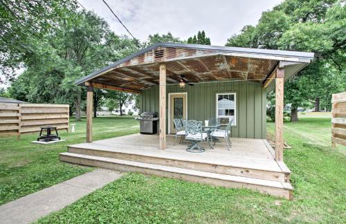 Lake Pepin Cottage with Patio - Walk to the Marina! - Foto 1