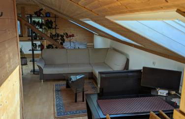 Eigene Etage im charmanten Holzhaus - Foto 3