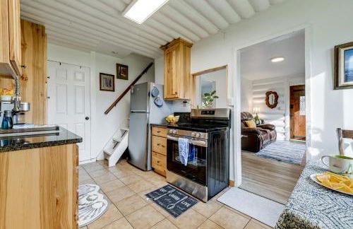 Unique Dog-Friendly Log Cabin Short Walk to Ocean - Foto 8