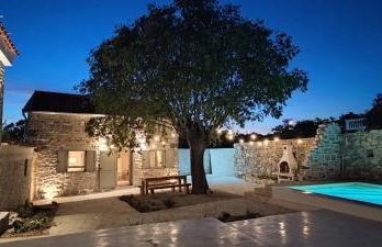 Vasantina Kamena Kućica - Foto 19