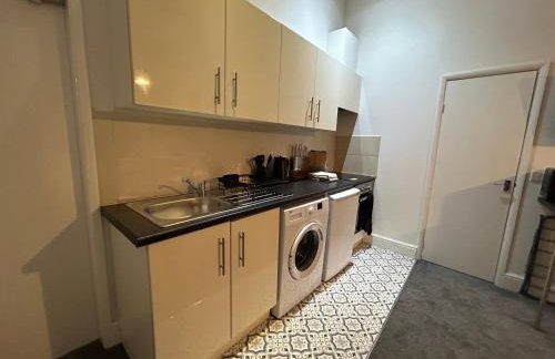 Large Studio with homely features! - Foto 3