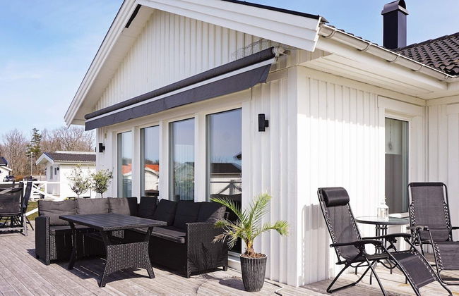 8 Person Holiday Home in Kopingsvik - Foto 18