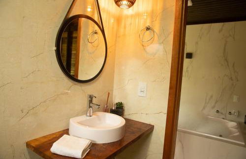 Chalé Canadense com Hidromassagem Pousada Índios Koroados - Foto 43