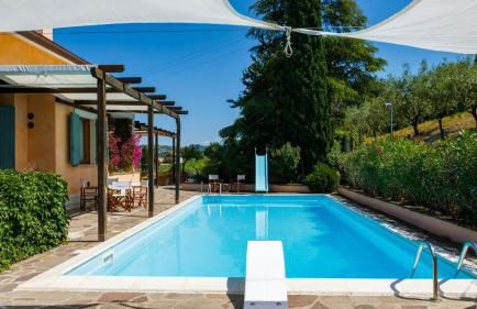 Modern Villa With View In Marche Hills - Foto 1