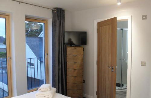 Apt 2, Frasers Close - Foto 2