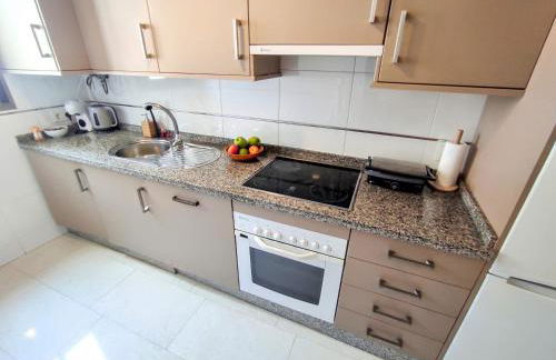 Manuela Nogales Apartments! - Photo 29