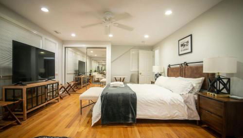 Spacious Coastal Townhome Deck and Parking - Foto 3