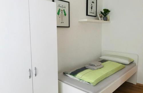 No2 TOP Apartment4YOU - 3 Zimmer, 1-6 Pers, Saarbrücken - Jägersfreude Saarbruecken - Foto 13