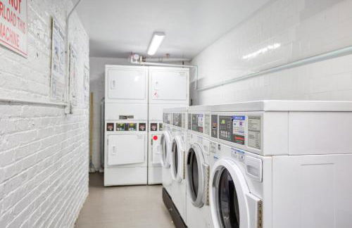 Midtown 2br w doorman wd nr Central Park NYC-1246 - Foto 19