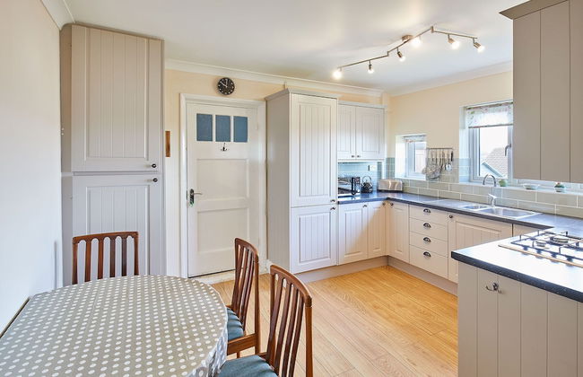 Host Stay Coach Cottage - Foto 3