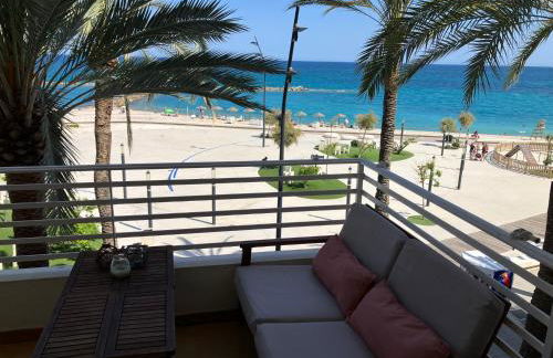 Apartamento en primera linea de mar - Photo 1