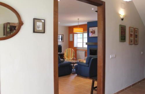 Casa de Aldea en el concejo de Nava, en el centro de Asturias - Foto 7