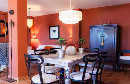 Al Alba Townhouse with Community Pool and Padel - Foto 3