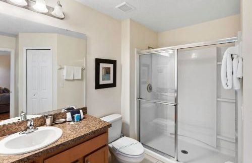 4BR Townhome with Lake View – BL481 - Foto 19