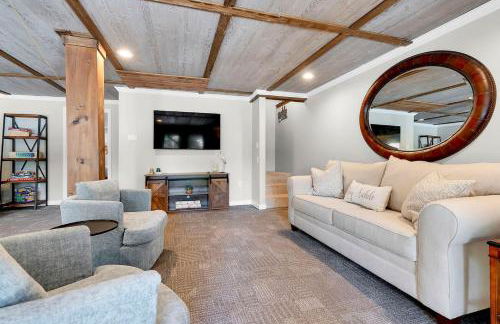 Waterfront Access with Kayaks Private Deck and a Firepit - Photo 54