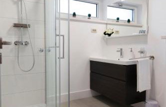 Villa Jure with Heated Pool, Sauna, Tennis Court & Mini Golf - Foto 15