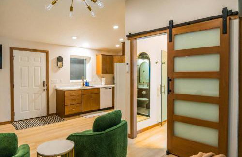 Studio Luxe - 1BR-1BA - Private Patio & Grill - Foto 7