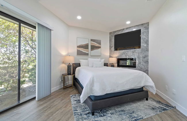 Golf Course-front Views, Pool+hot Tub, Patio Modern Edgy House by Avantstay - Foto 18