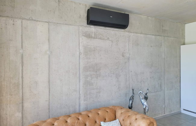 Dalhem Villa With Garden - Photo 23