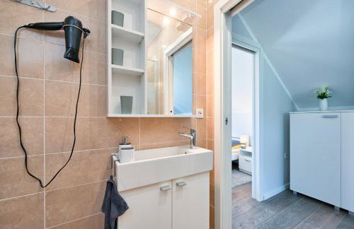 CVETKOVA HIŽA sa JACUZZIJEM - Foto 33