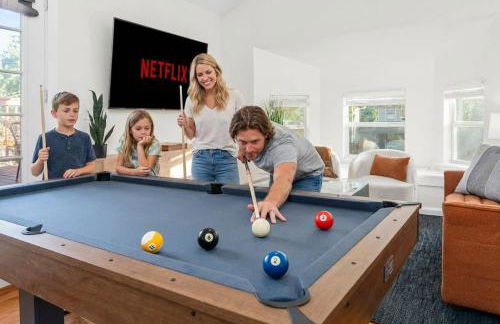 Sleeps 16 - Roof Top - Game Room - Pet Friendly - Foto 32